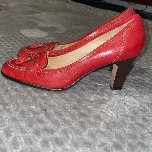 Joan & David  Circa CJ Gallia Leather Pumps.  Size 8.5 Narrow. - Picture 1 of 10